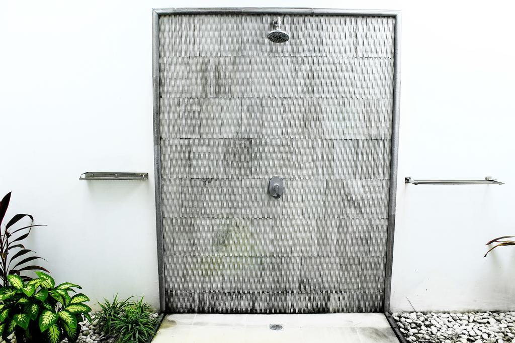 Villa Putih Lovina Luaran gambar