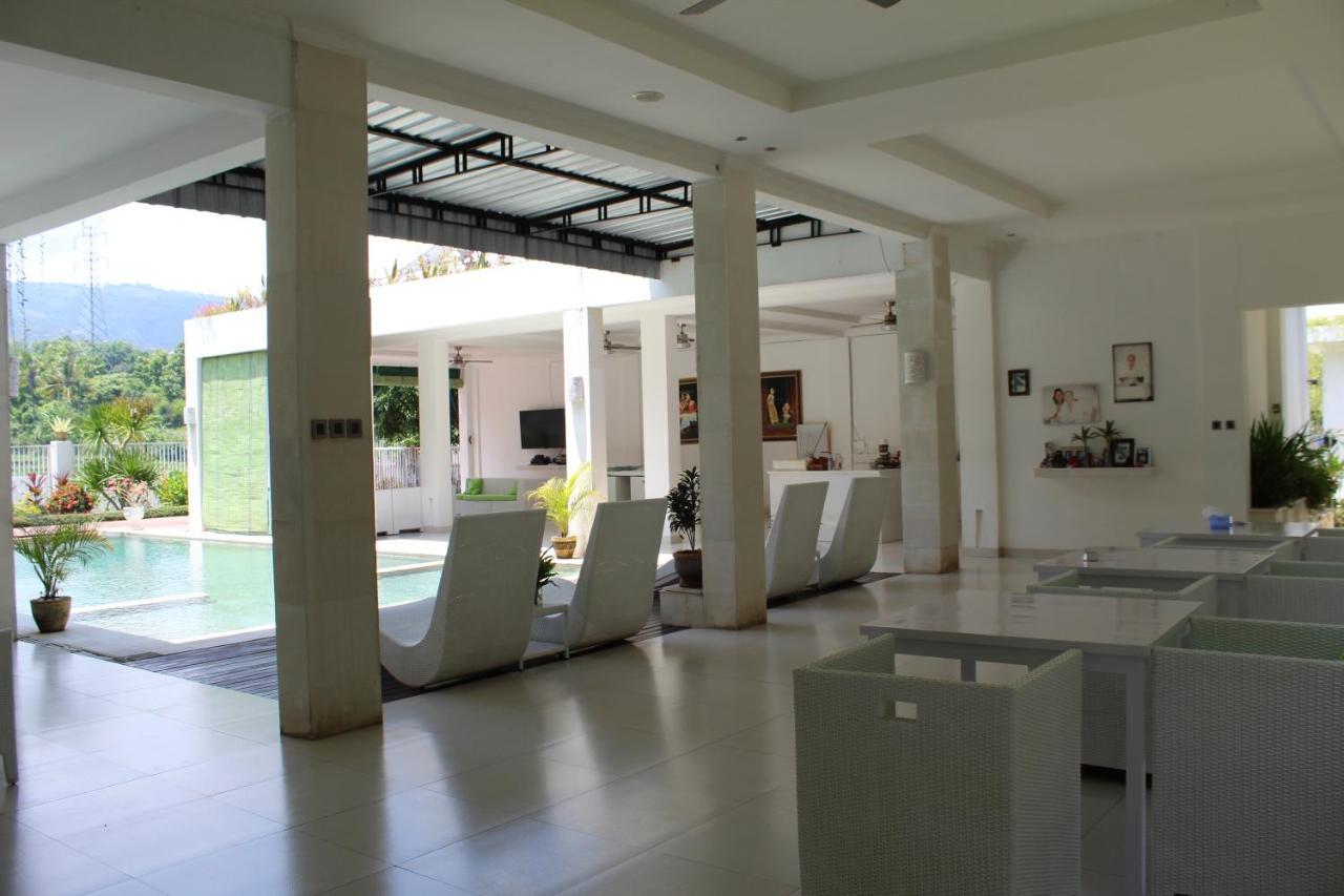 Villa Putih Lovina Luaran gambar